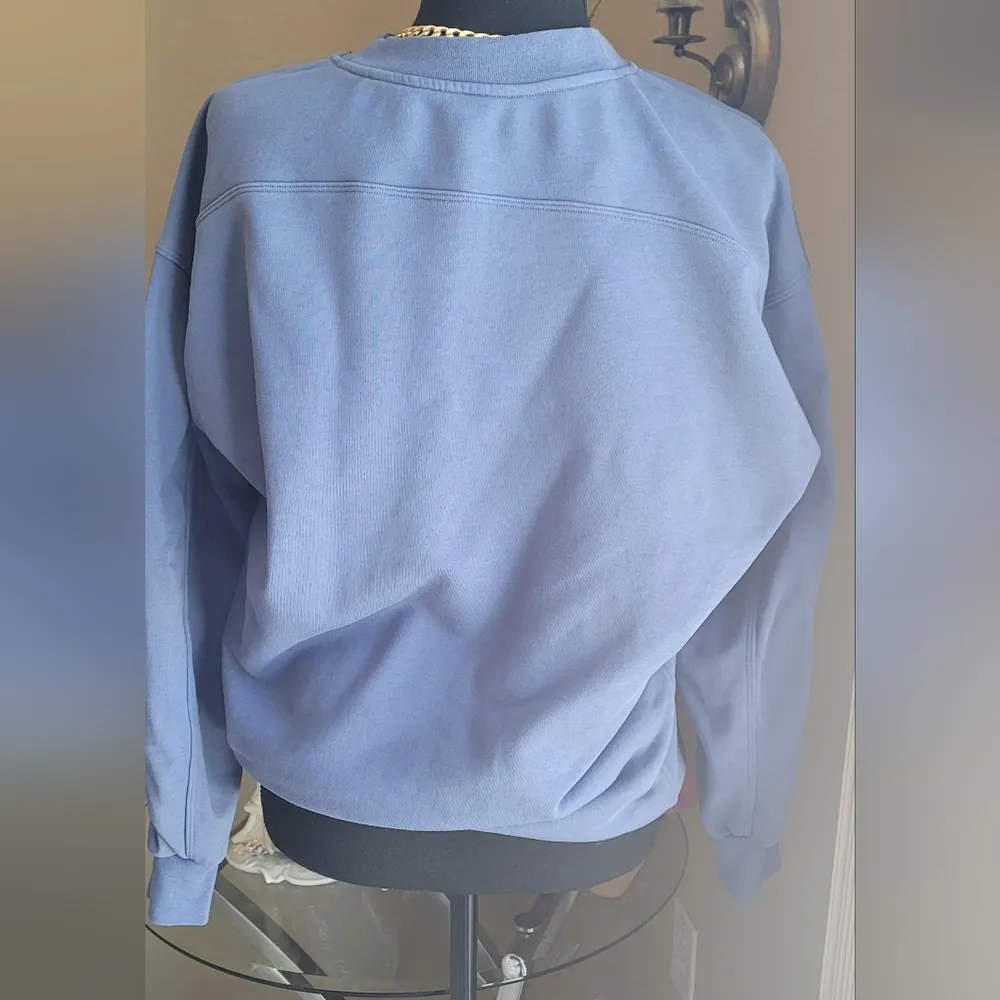 Lululemon sweater - Image 6