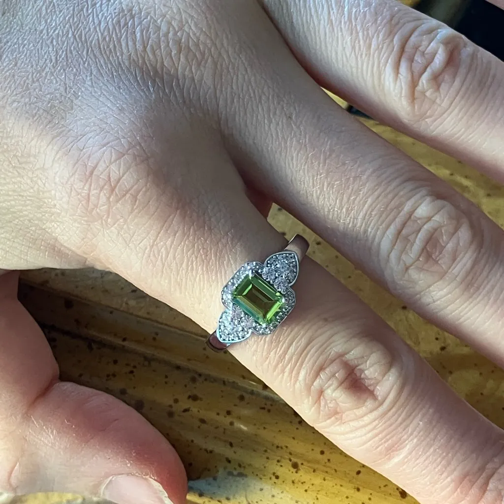 Natural Peridot Sterling Silver Ring Size 8.75 - Image 4