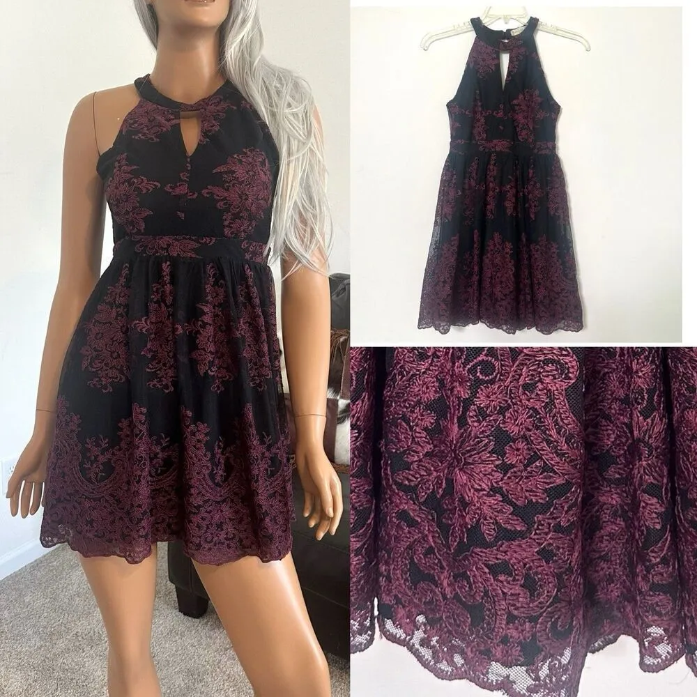 Altar'd State Lace Halter Dress Size S Whimsigoth Vampy Dark Academia Romantic - Image 2
