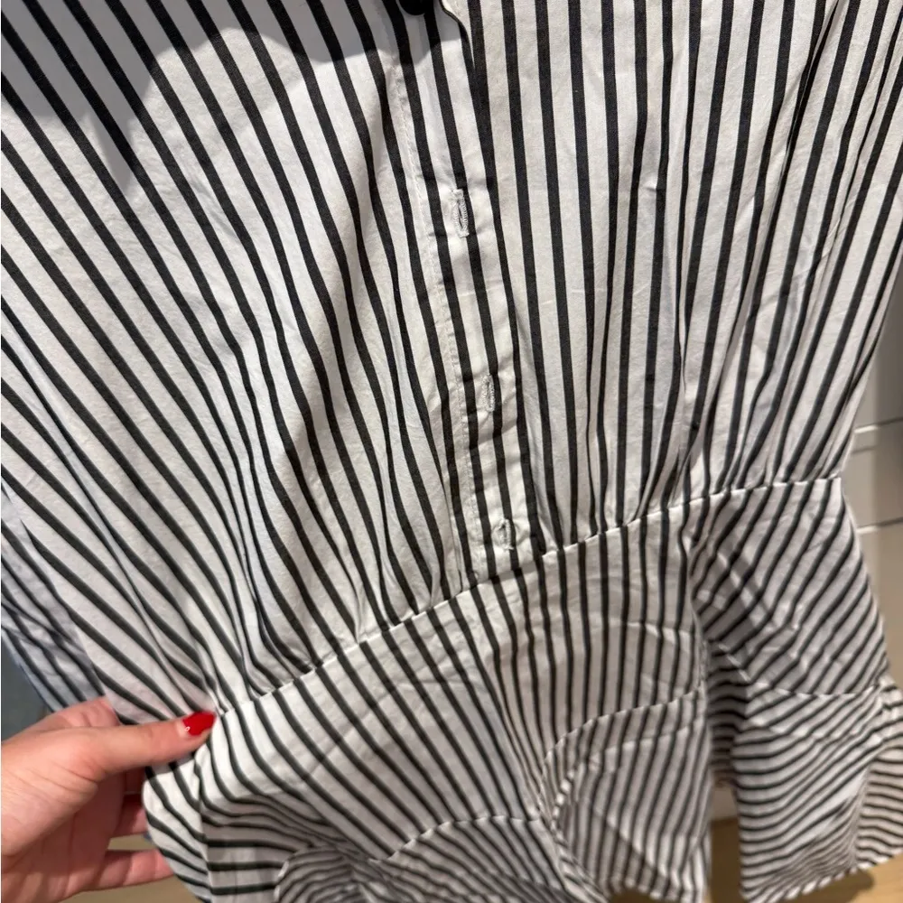 BB Dakota Monochrome Striped Shirt - Image 5