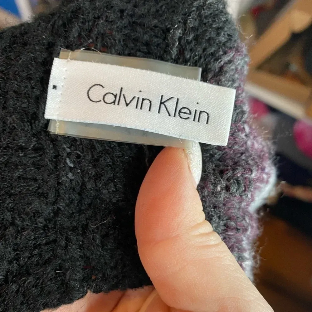 Calvin Klein Knit Circle‎ Scarf - Image 3