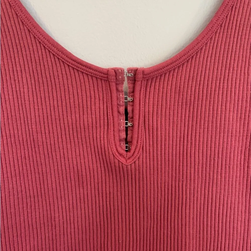 Forever 21 Ribbed Pink Tank Top - Image 2