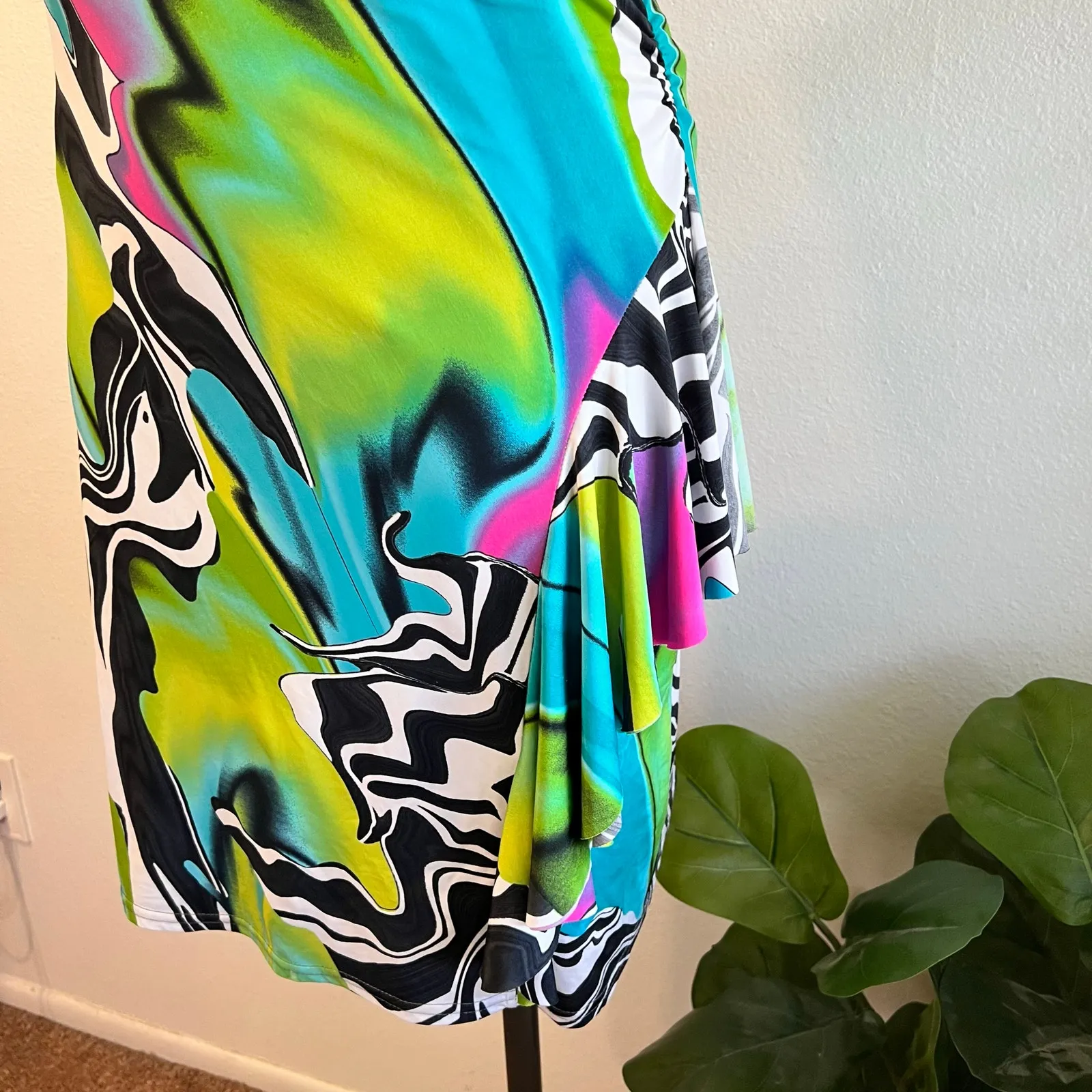Joseph Ribkoff Wavy Bright Colored Green Dyed Mod Sleeveless Dress Size 14 - Image 4