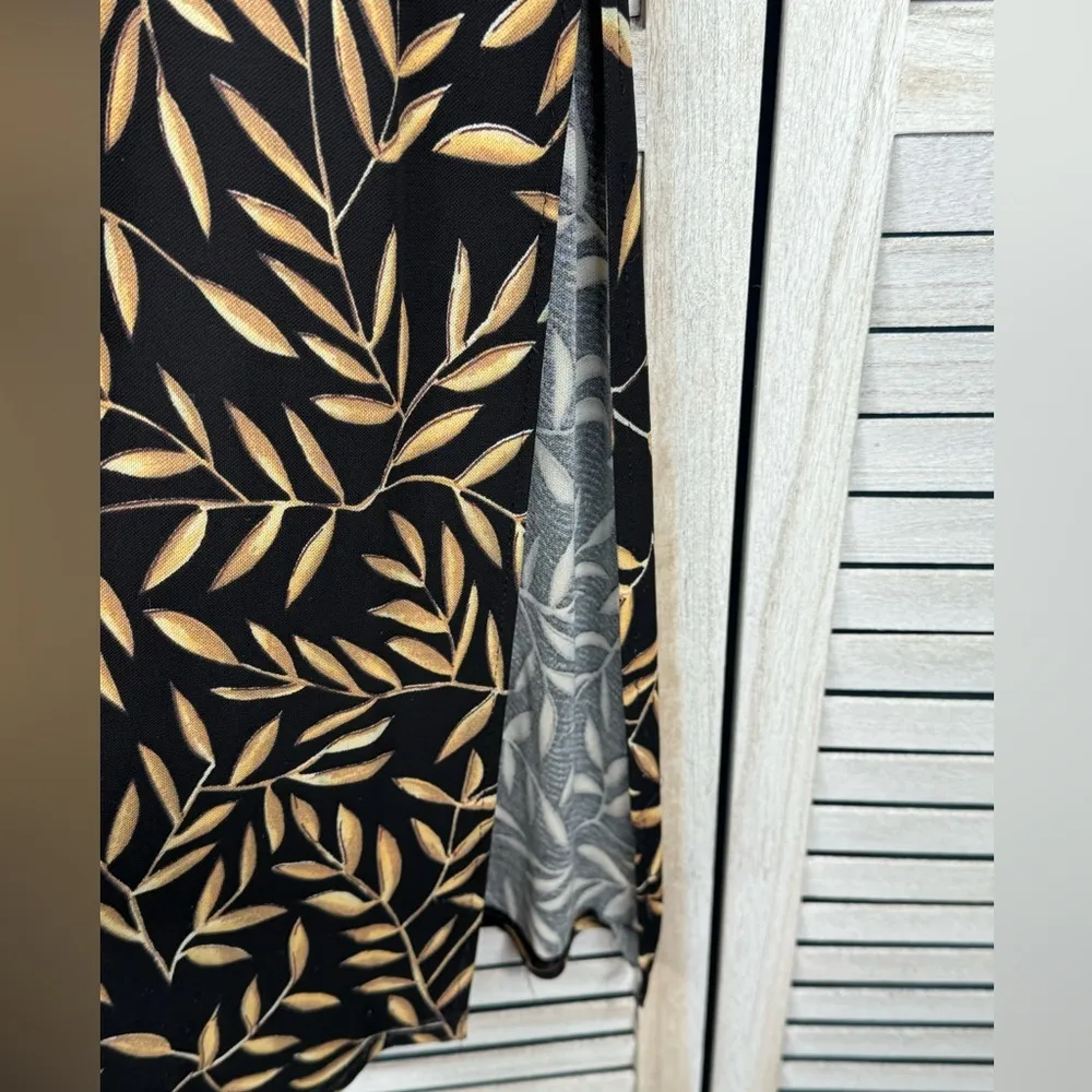SODA BLU Vintage 90's Maxi Skirt Black/Tan Leaf Print - Image 2