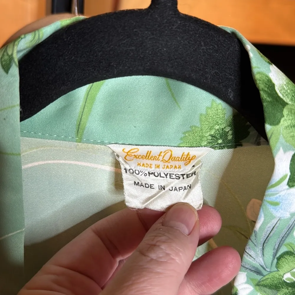 Vintage EXCELLENT QUALITY Brand Made In Japan Kimono Robe One Size Green White - Image 4