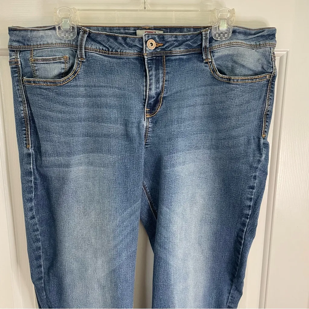 LEI Women's Straight Leg Blue Jeans Size 17 juniors y2k retro western - Image 3