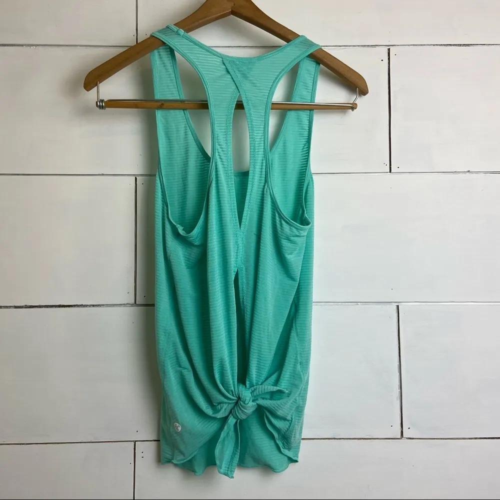 Manduka Tie Back Tank Top. Size Small. - Image 6