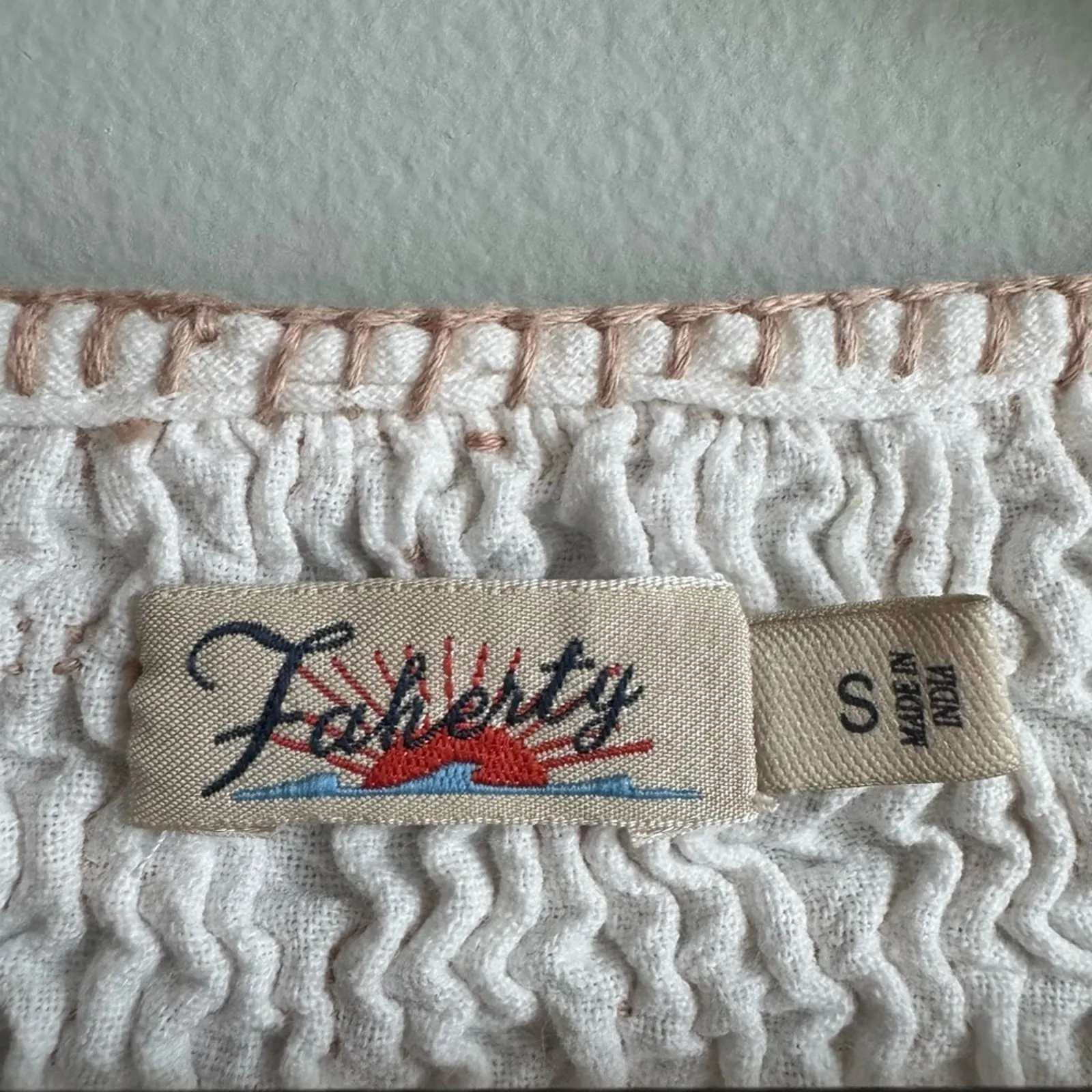 Faherty Laura Embroidered Peasant Blouse in Whisper White Size Small - Image 6