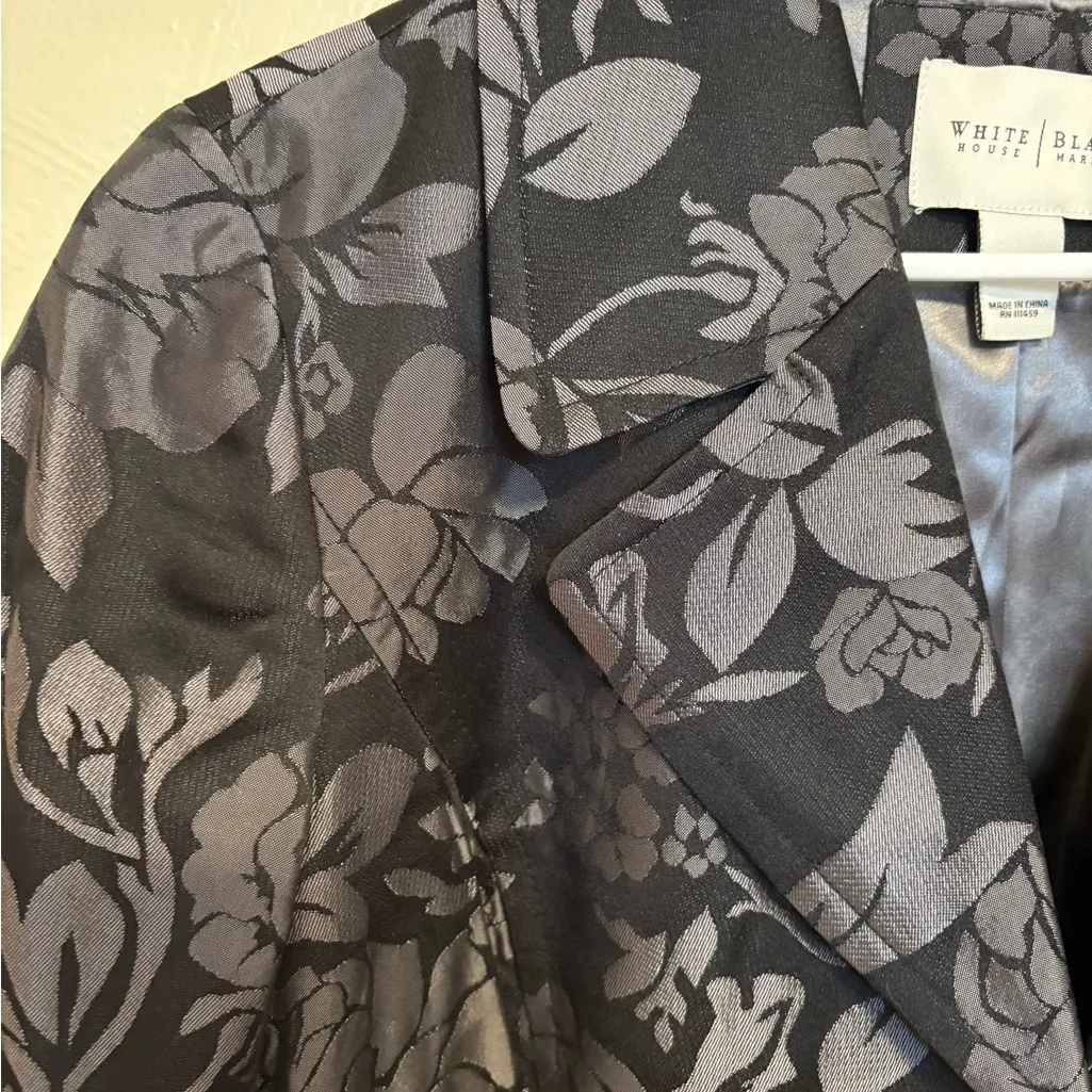 White House Black Market Black Gray Floral Jacquard Jacket Medium - Image 6