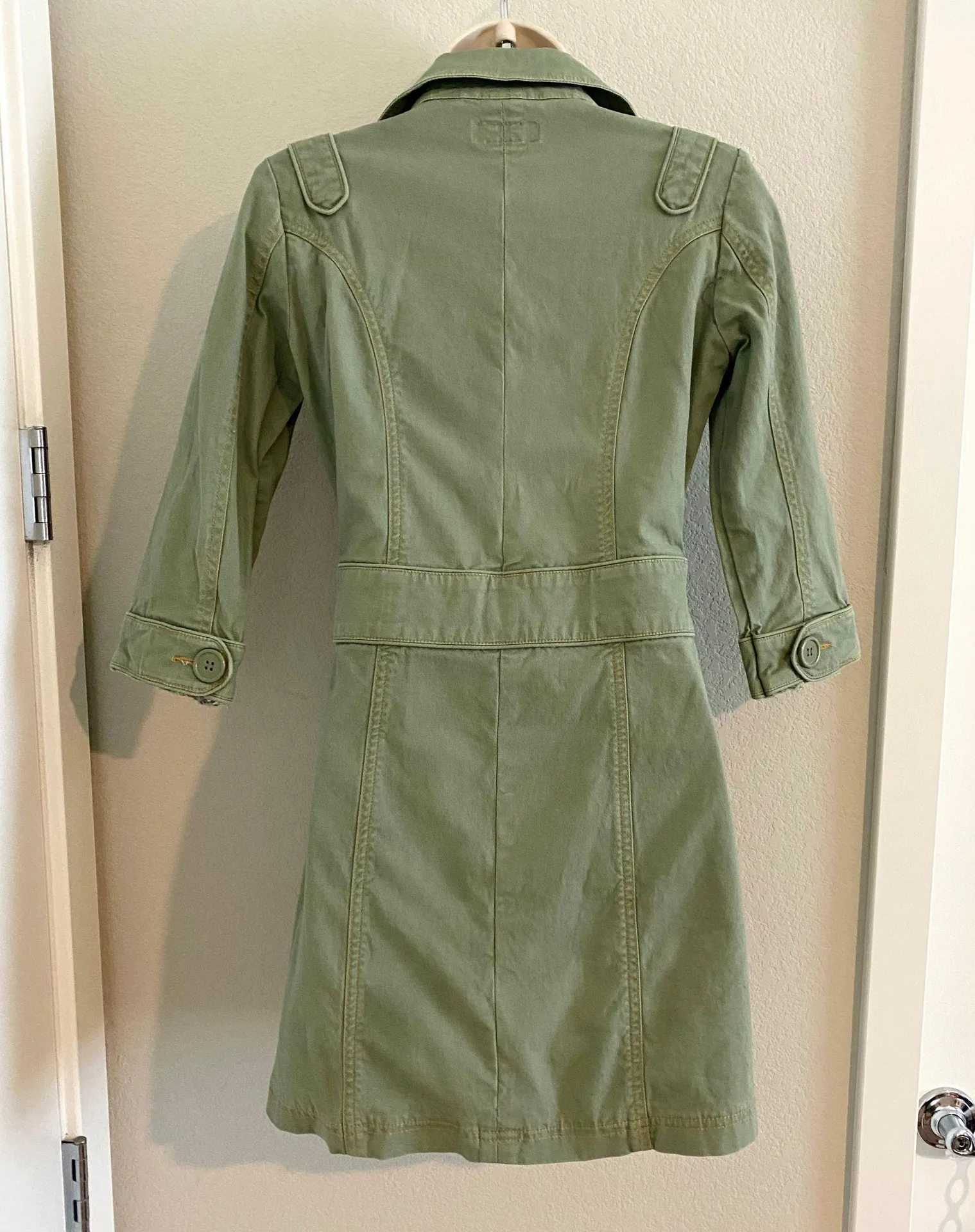 Like new  winter jacket. Sz XS - Image 2