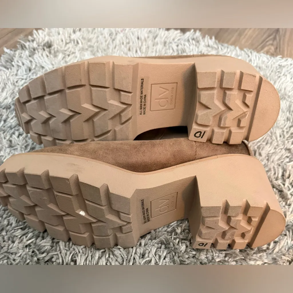 NWT Dolce Vita Hawk H2O waterproof lug sole Chelsea boot in mushroom suede Tan Size 8 - Image 7