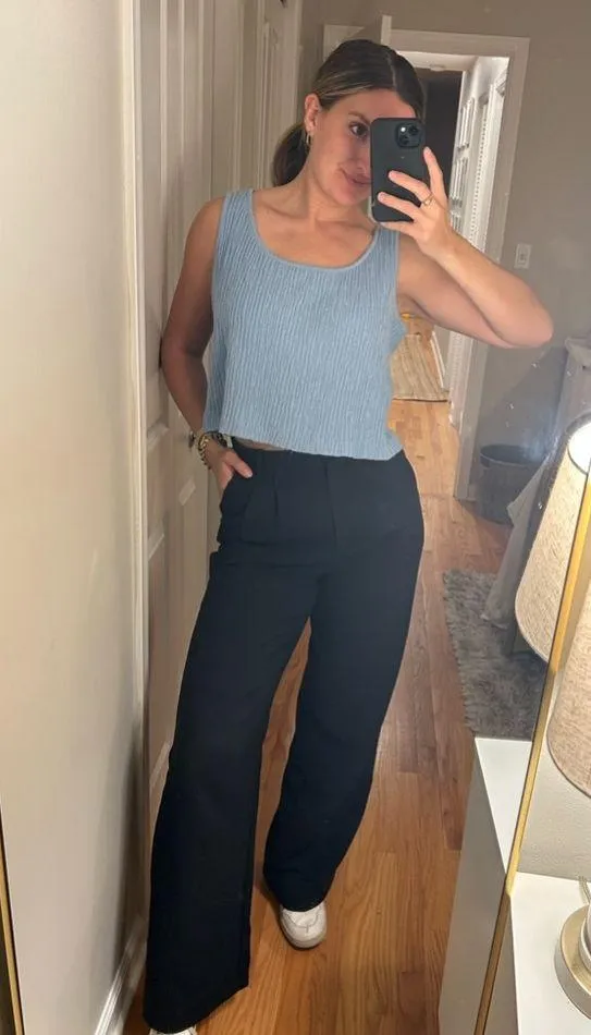 St. John light baby blue knit cropped tank top! - Image 4