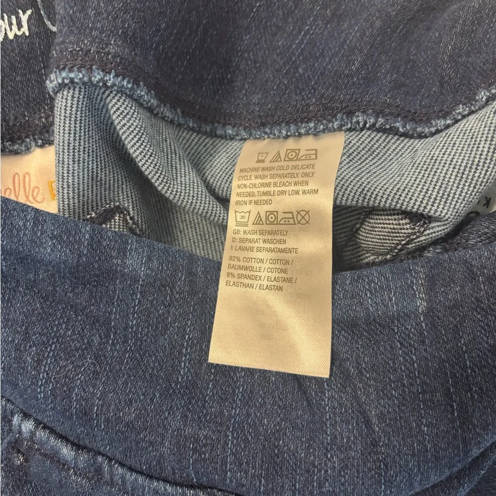 Belle by Kim Gravel Blue Jean Shorts Classic Cut Size 10 - Image 5