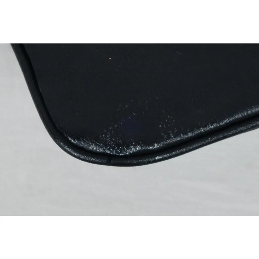 New York & Co. Black Quilted Crossbody Purse Zipper Chain Detail - Image 9