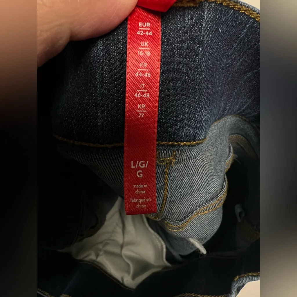 Spanx Women’s Bootcut Jeans - Image 5