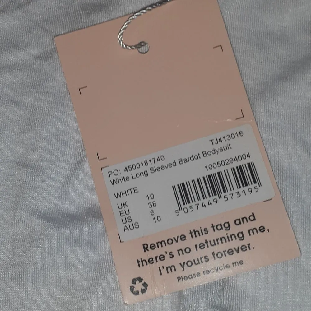 Missguided White Long Sleeve Bardot Bodysuit SIZE 6 - Image 3