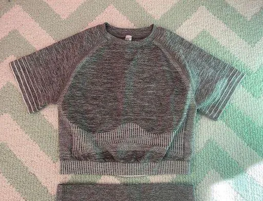 Gray/White Workout Set Size L - Image 2