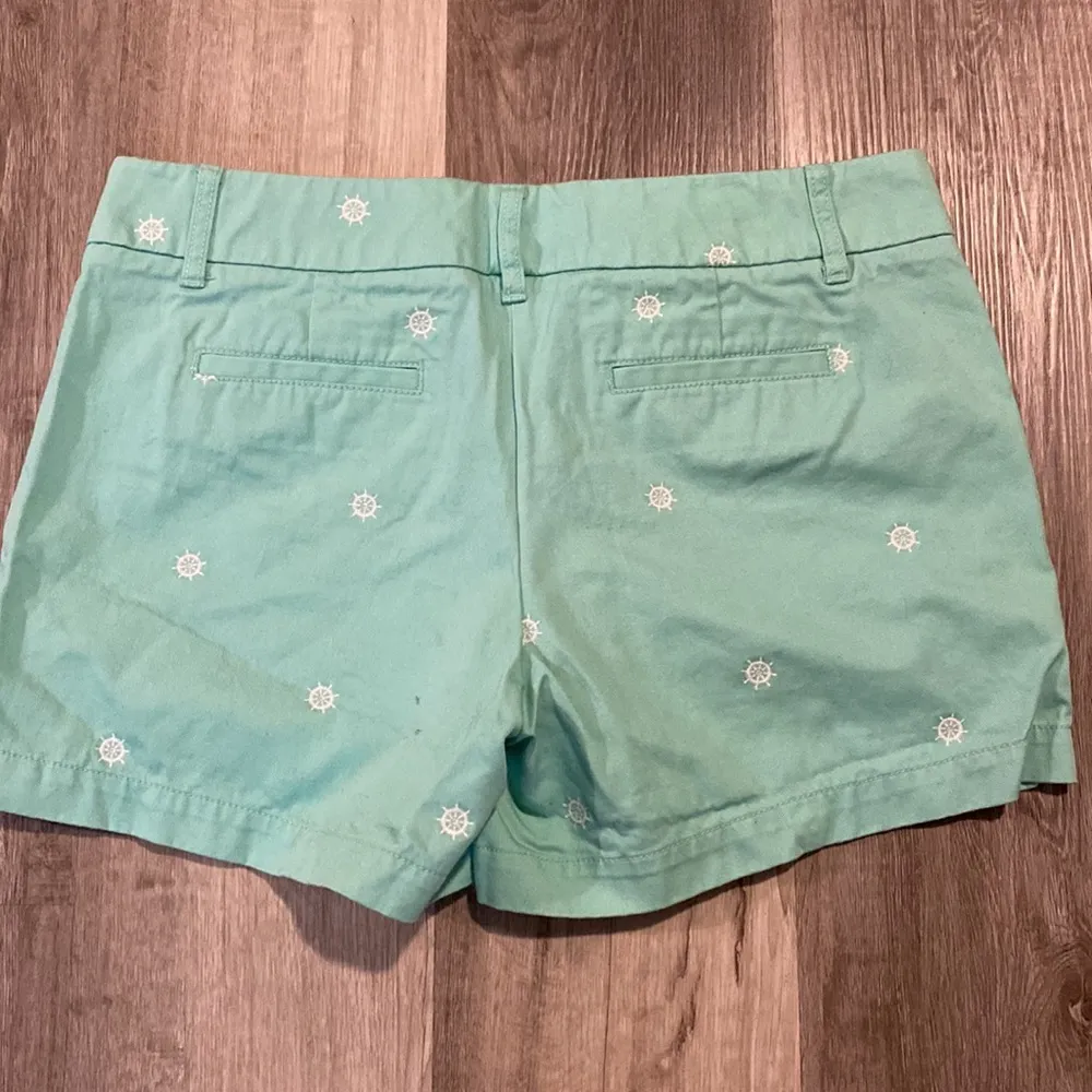 J.Crew womens green chino shorts embroider size 12 - Image 4