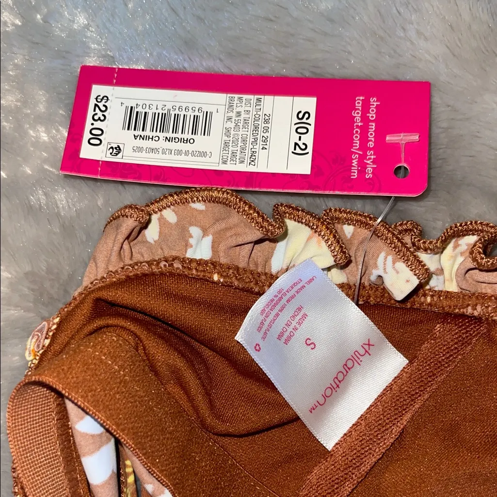 NWT Xhilaration Smocked Ruffle Floral Bandeau Bikini Top S - Image 2