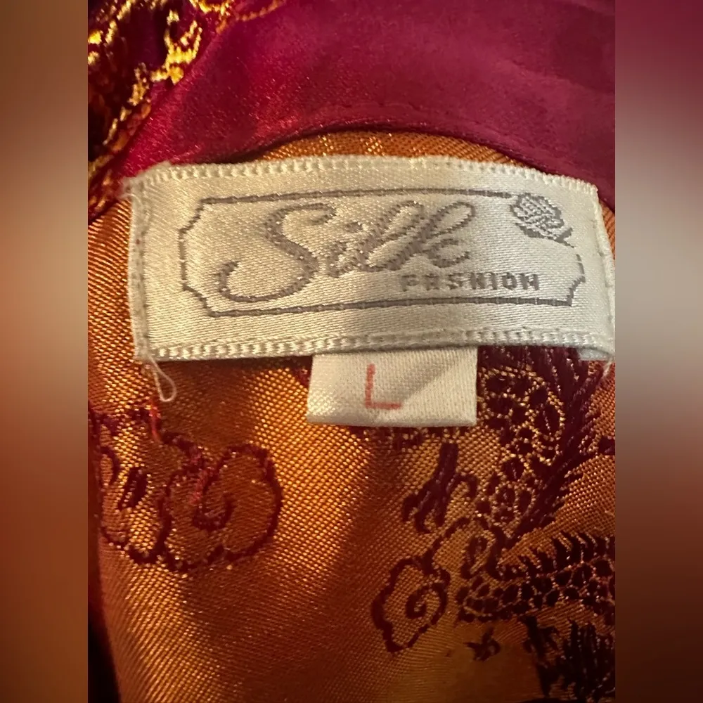 VIntage 80”s Golden Dragon Silk Fashion Embroidered Kimono Robe Ladies Sz Large Red - Image 9