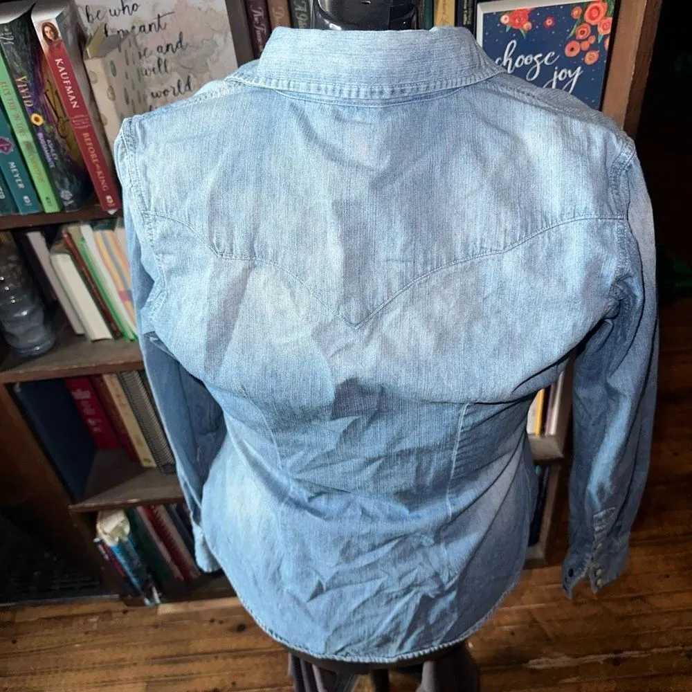 Rock+Roll Cowgirl distressed button down S denim western shirt - Image 3