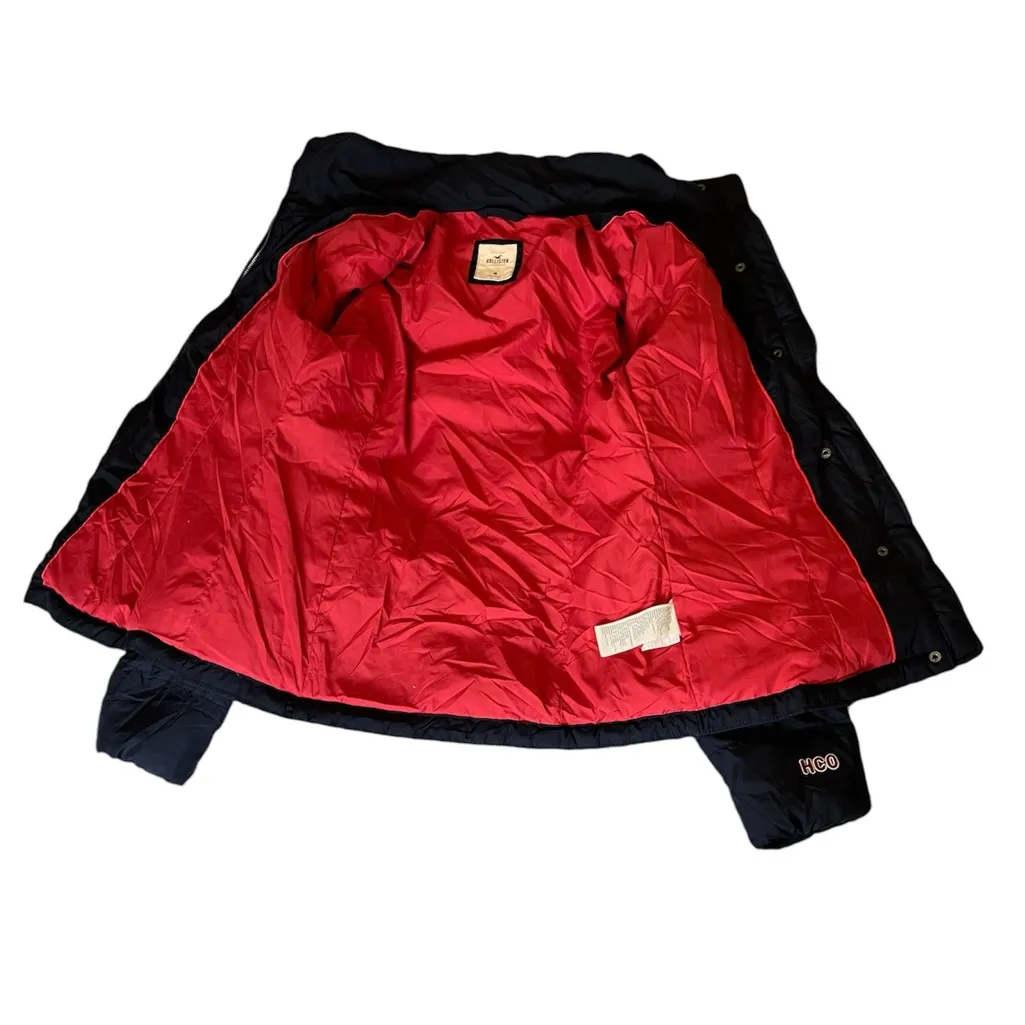 Hollister Navy Blue and Red Feather Stuffed Puffer Jacket | Size Medium - Image 6