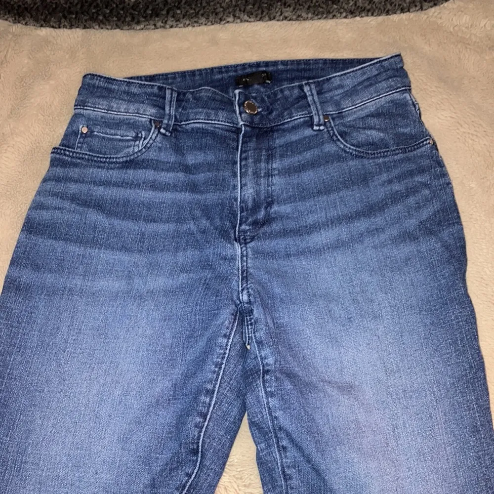 Ann Taylor Straight Leg Jeans, Size 0 - Image 2