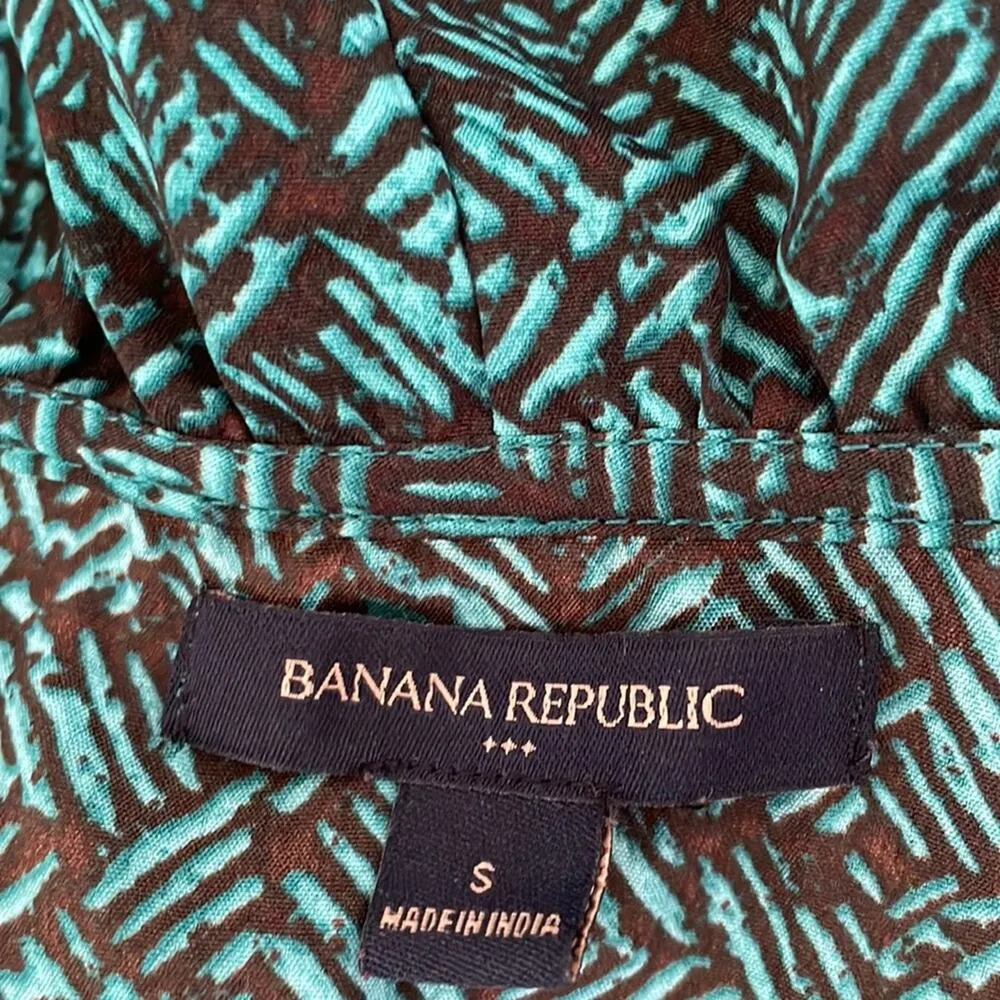 Banana Republic Silky Green Ruffle Button Front Top Cap Sleeve Office Forest - Image 4