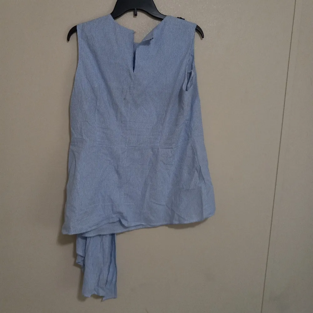 V Christina L Cotton Sleeveless Pinstriped Crochet Applique Side Sash Summer Top Red Size L - Image 8