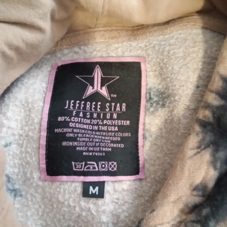 Jeffree Star Christmas Cookie Tye Die Womens Hoodie Size Medium - Image 6