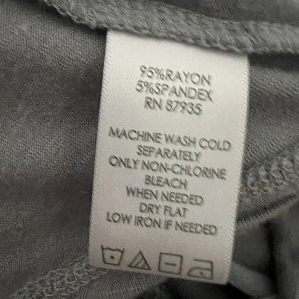 LOGO By Lori Goldstein Logo by Lori‎ Goldstein 2 top bundle - Image 6