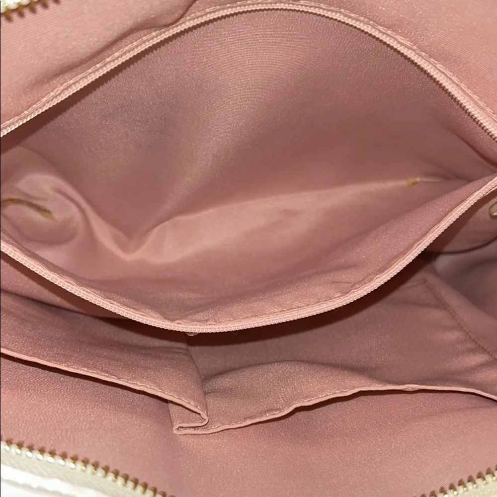 Coach Beige Signature Monogram Coated Canvas Crossbody/ Shoulder Bag - Image 11