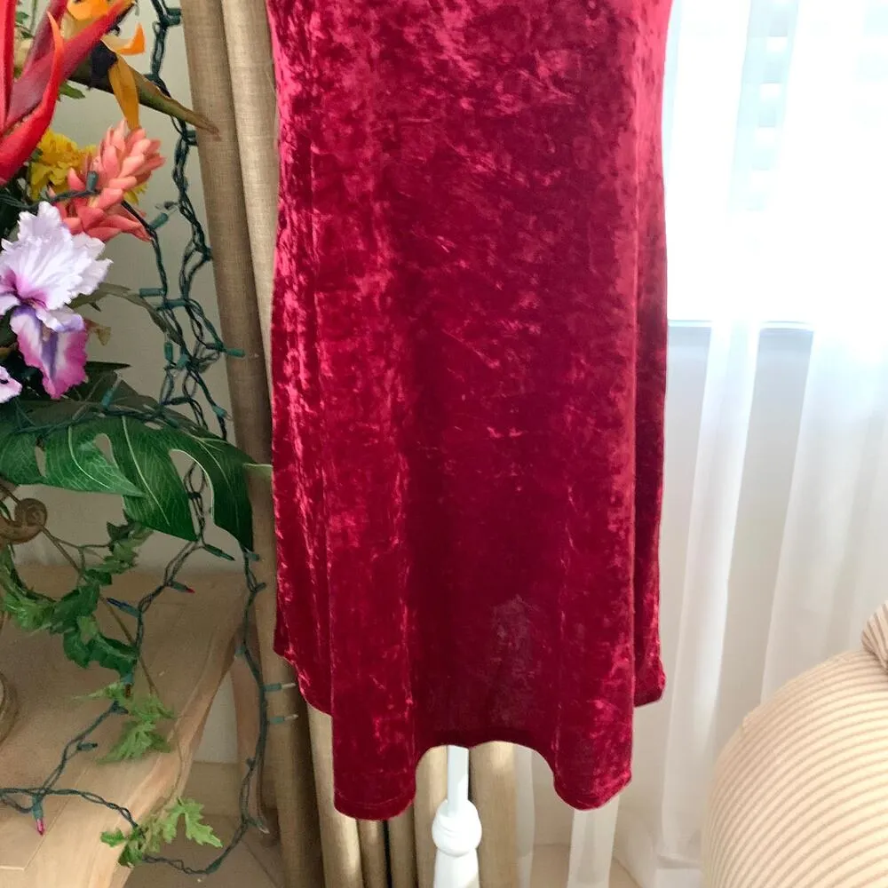 Modcloth Pure Luxe Sleeveless Crushed Velvet Velour Mini Swing Dress in Red - Image 4