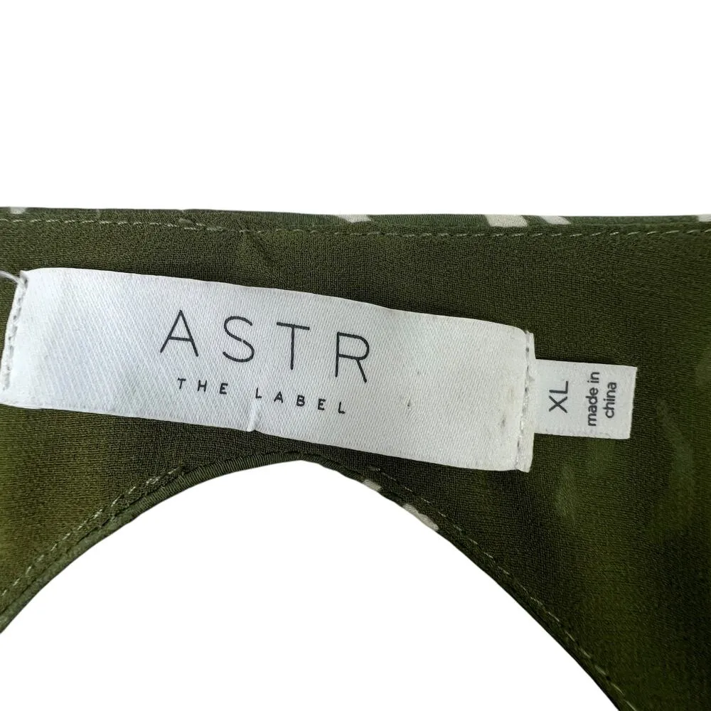ASTR The Label Wrap Top Green XL Puff Sleeve V-Neck Cropped Satin Smocked Back - Image 2