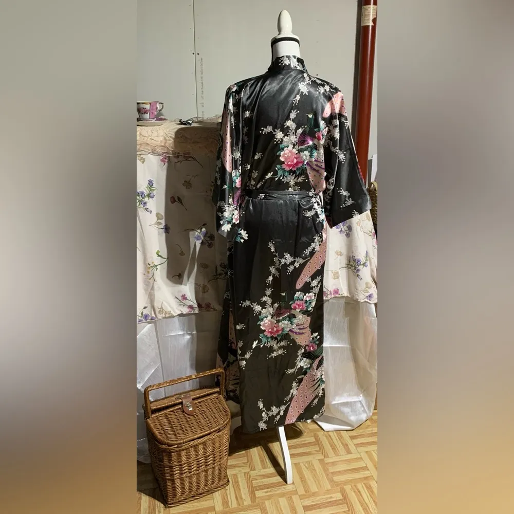 Old Shanghai Peacock Kimono Robe Black Size L - Image 4
