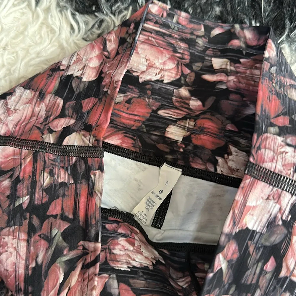 Lululemon Fast & Free 7/8 Floral Print Leggings, Peony Multi, Sz 8 - Image 2