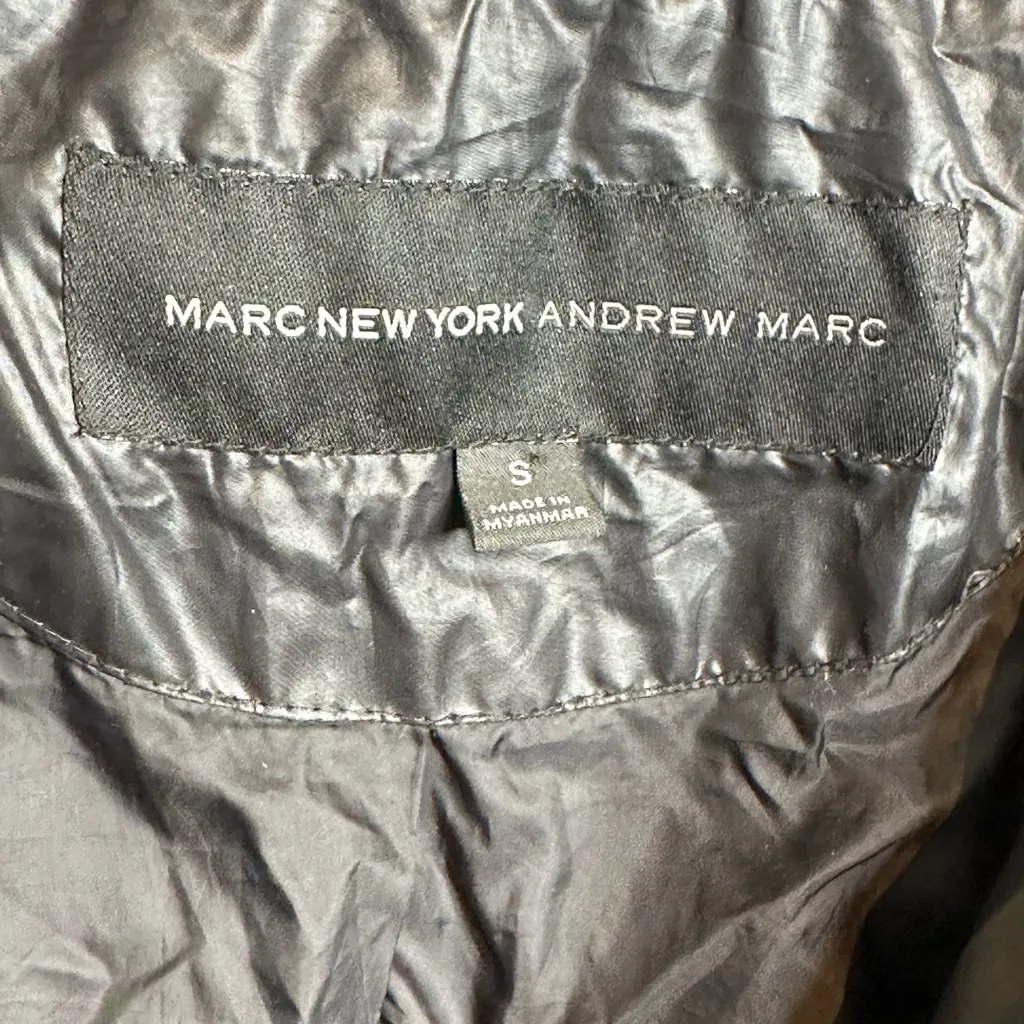 Andrew Marc Women’s Black Puffer Coyote Fur Trim Parka Jacket Coat - Image 10