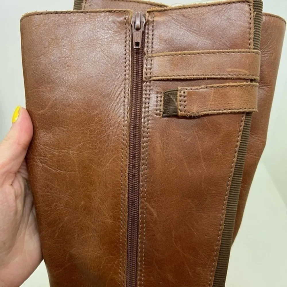 Matisse leather saddle brown bono riding boot side zip buckle accent size 6.5 - Image 10