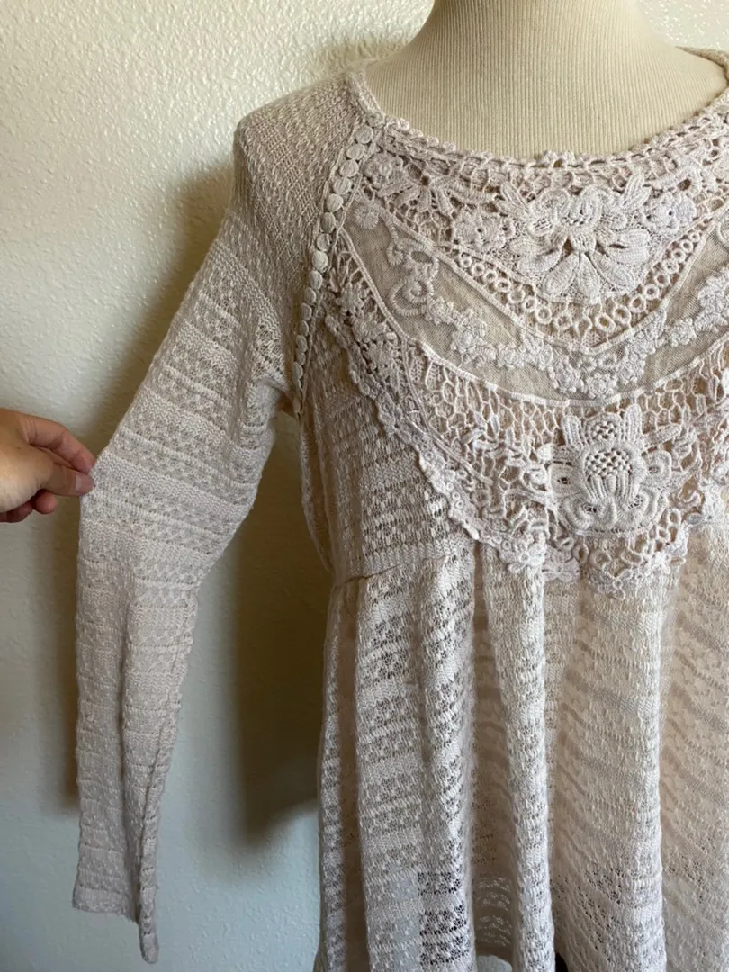 Long Sleeve Cream Top - Image 3