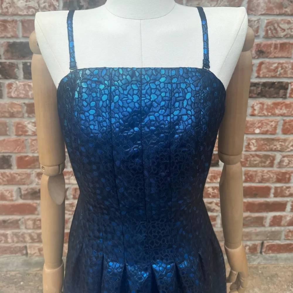 NWT Romeo & Juliet Couture blue metallic formal dress w/ removable straps - Image 2