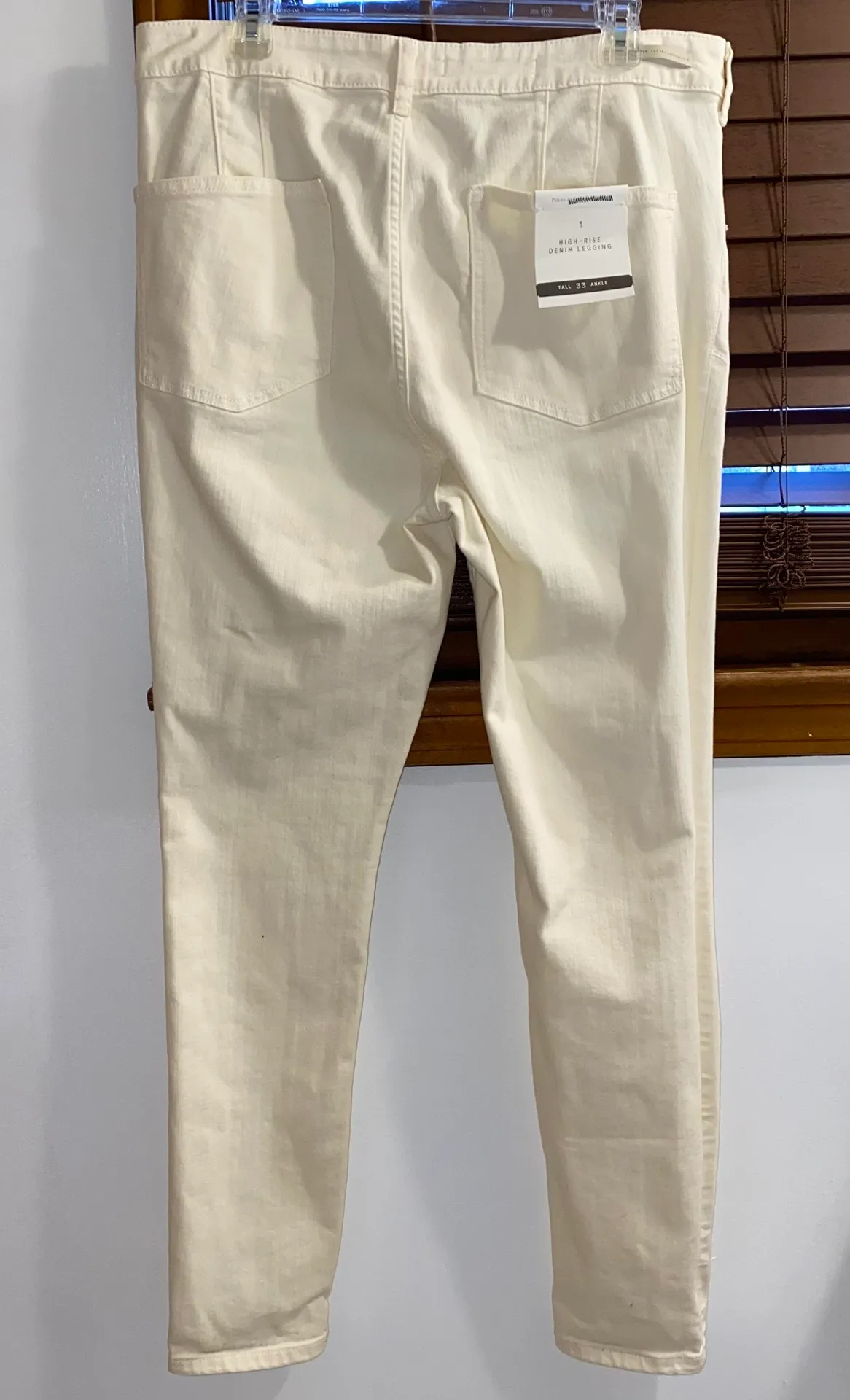NWT $118  White High Rise Denim Leggings 33T - Image 5