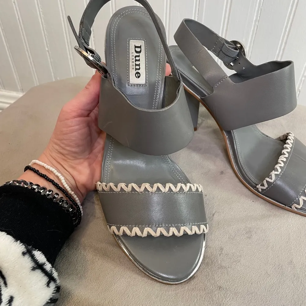 Rare Dune London Chunky Sandal Heels - Designer Statement, Size 39 (US 8) πβ¨ - Image 3