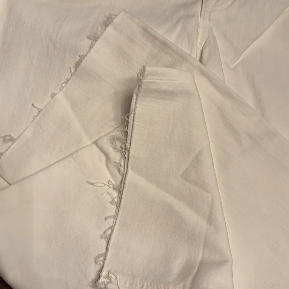 J Crew Factory Mid Rise Flare crop jean stretch seashell white Size 31P NWT - Image 8