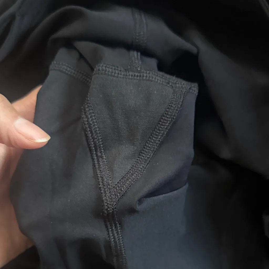 Lululemon Athletica Black Women's Skort - Image 7