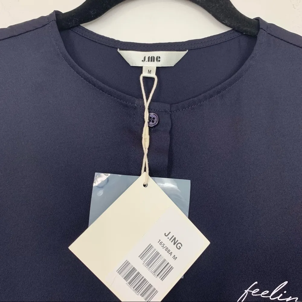 NWT J. Ing Navy Blue Feeling Embroidered Crop Top Size Medium - Image 2