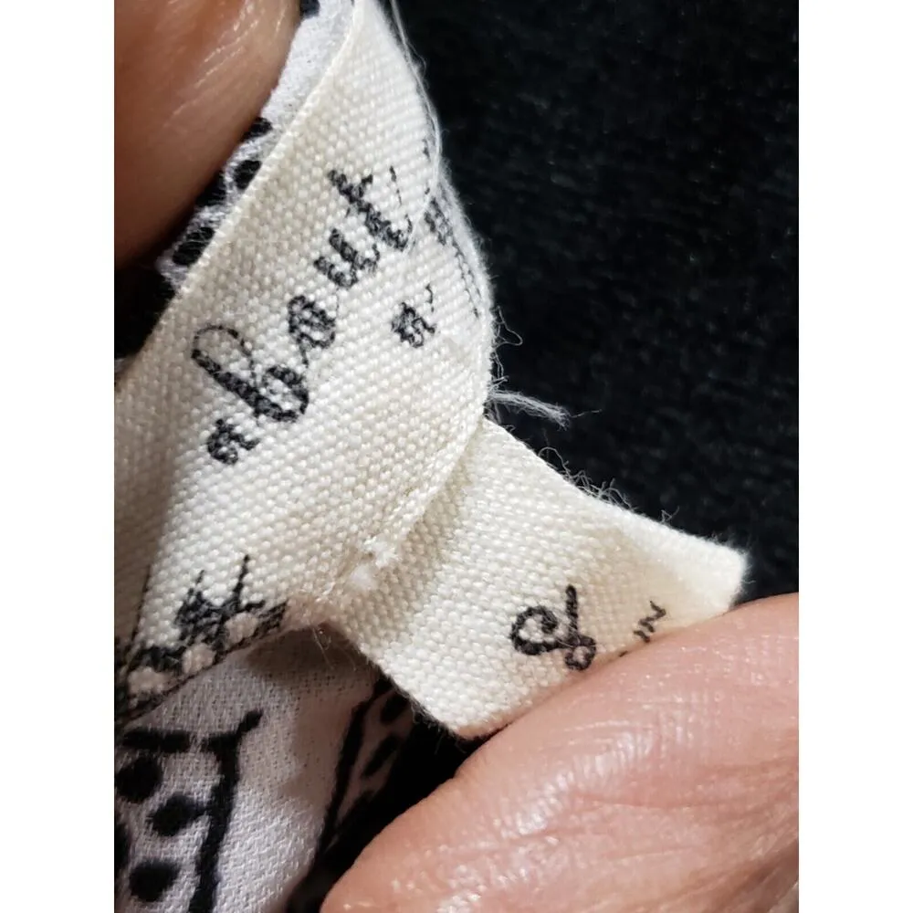 About A Girl Women's White Black Aztec Print Ruffle Long Sleeve Top Blouse Small - Image 9