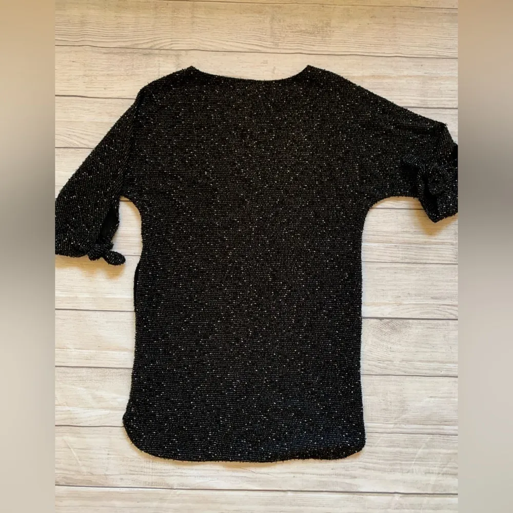 Max Studio Black Textured Shift Dress with Tie Sleeves - Image 3