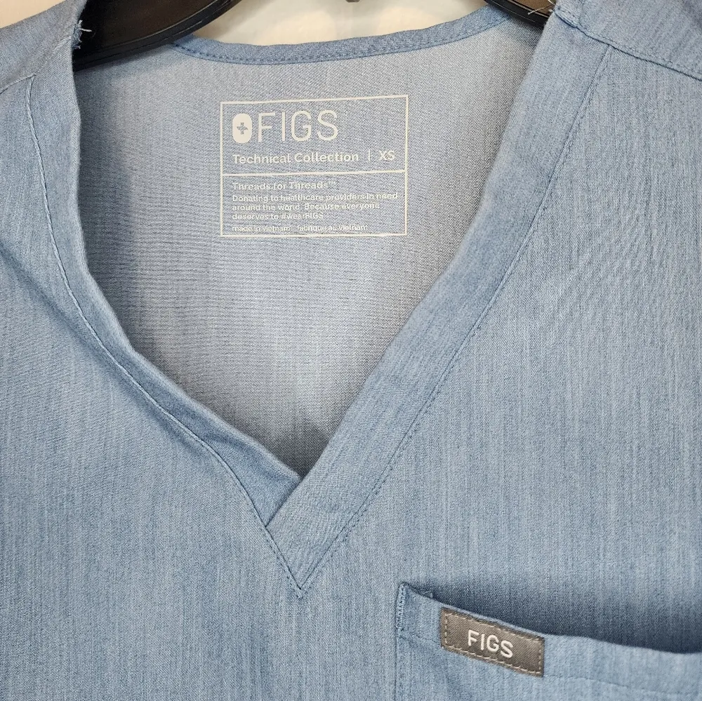 Figs Scrub Top Womens XS Catarina Technical Collection Heathered Blue - Image 3