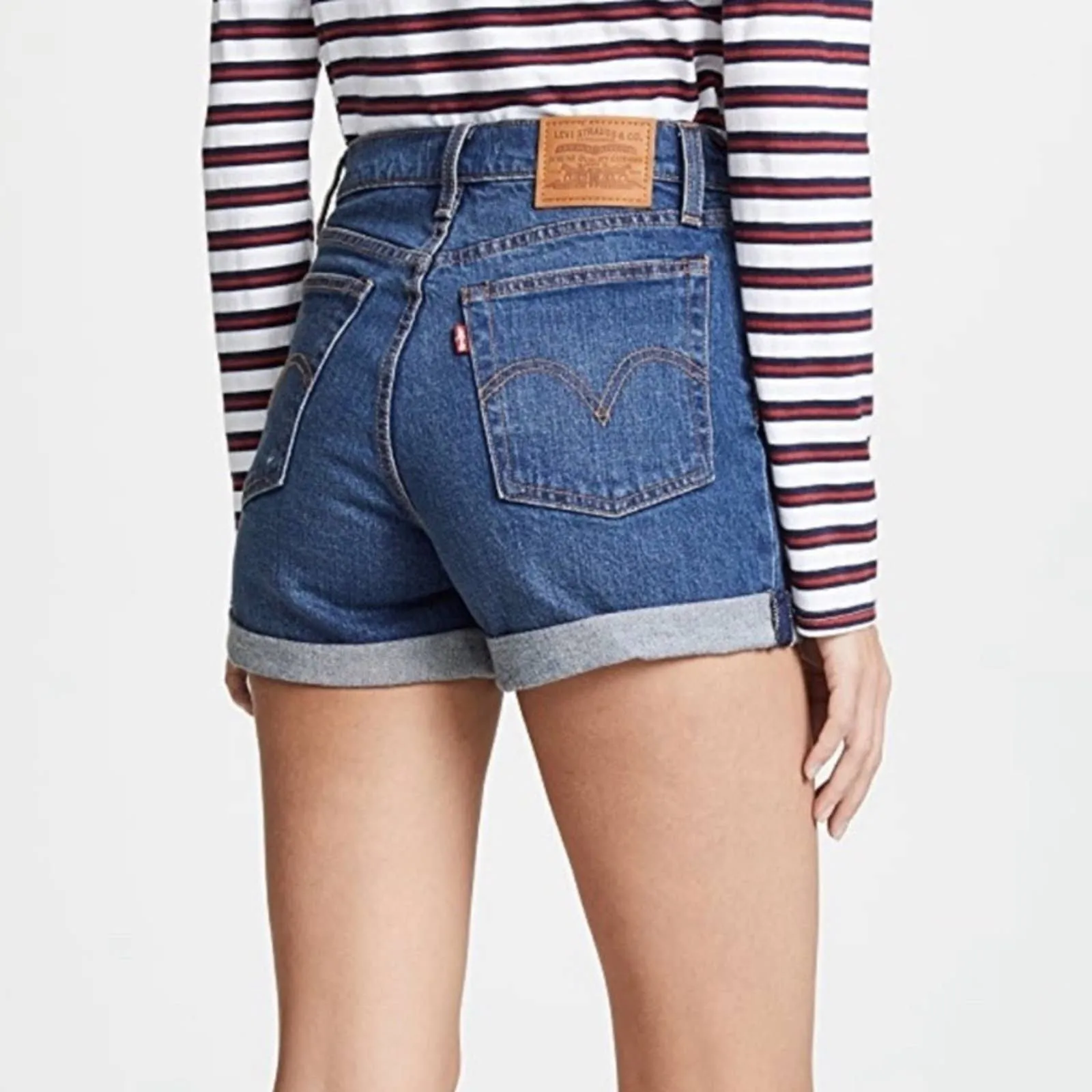 Levi’s Wedgie Shorts - Image 2