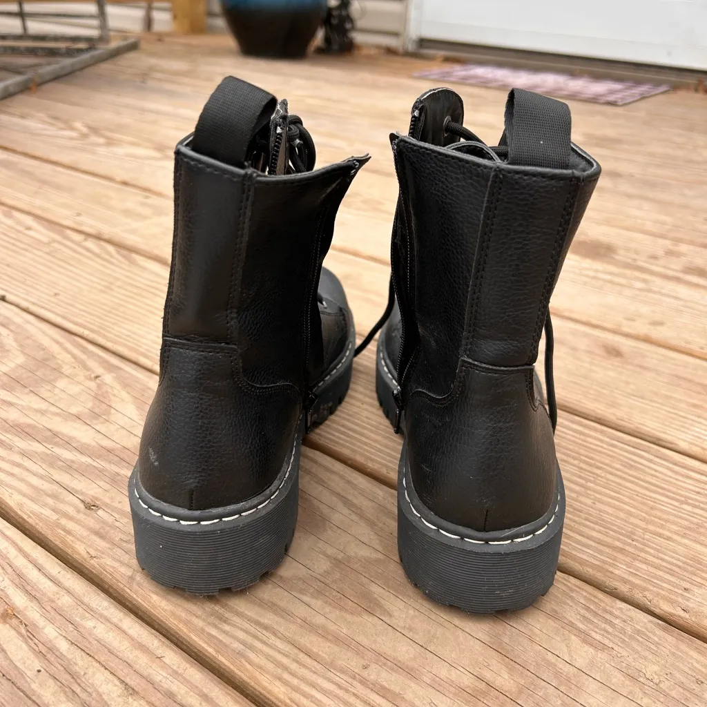 UnionBay Women's Hayden Combat Boot Black - Size 8.5 - Image 2